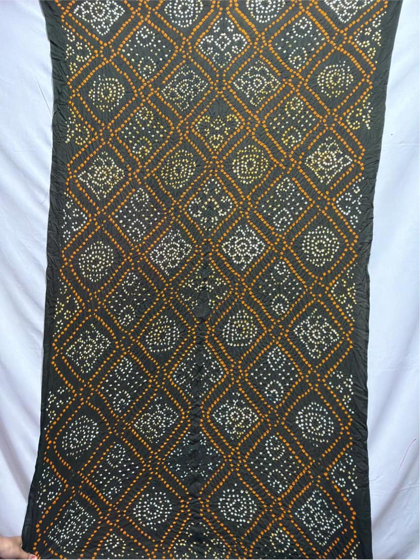 Kala Sanskruti All Over jery Green Color Cotton Bandhani Saree 6.5M with Blouse Piece Elegant Traditional Wear Saree for Women view 2